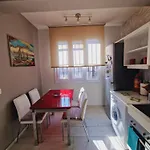 Viktoria Sea View Apartament *